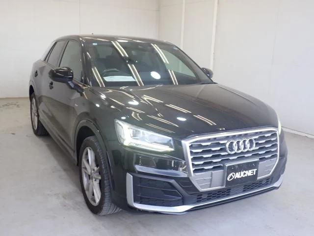 Audi AUDI Q2 30　TFSI　スポーツ　Sラインパッケ photo 4