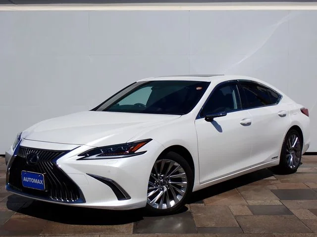 Toyota LEXUS ES300h バージョンL 2019
