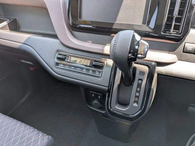 Suzuki SOLIO BANDIT ハイブリッド　SV photo 4