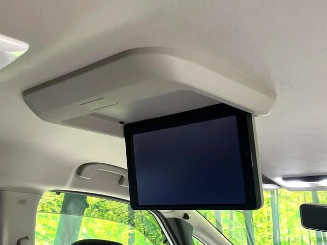Nissan SERENA WG e−POWER　ハイウェイスター　G photo 3
