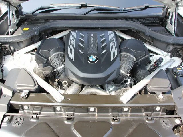 Bmw BMW X5 M50i　エアサス photo 3