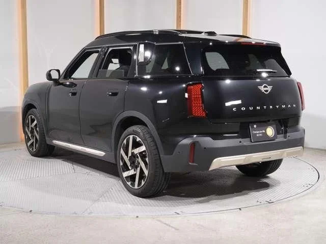 Bmw MINI COUNTRYMAN D photo 2