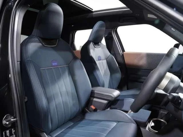 Bmw MINI COUNTRYMAN D photo 4