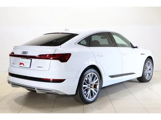 Audi AUDI e-tron SPORTBACK 55　クワトロ　1st　エディション photo 2