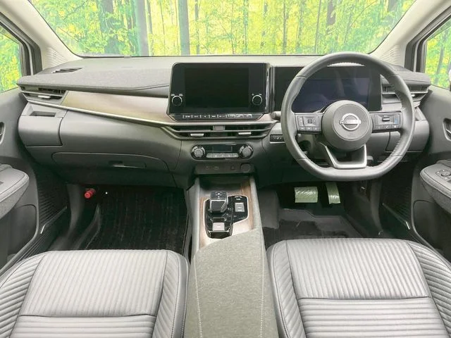 Nissan AURA G　レザーエディション photo 2