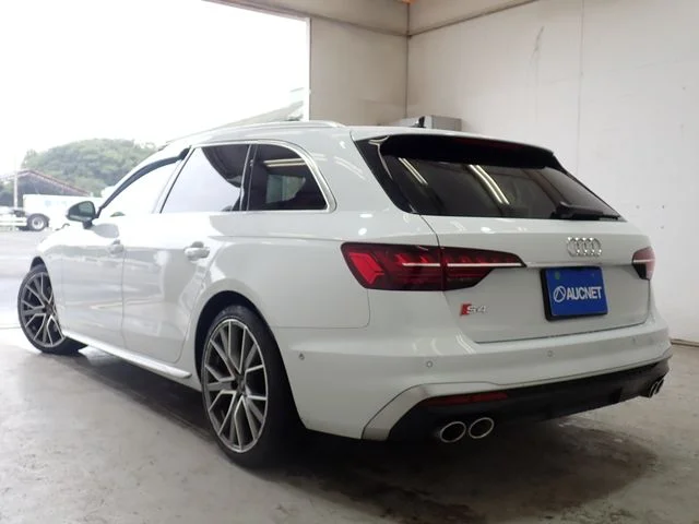 Audi AUDI S4 AVANT レザーパッケージ photo 3