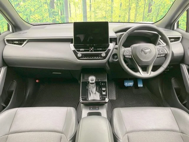 Toyota COROLLA CROSS HYBRID Z photo 2