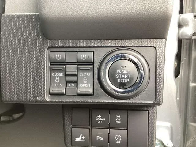 Daihatsu TANTO CUSTOM X photo 4