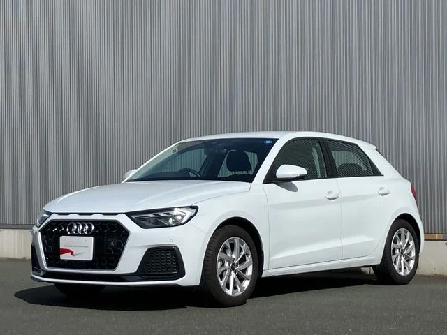 Audi AUDI A1 SPORTBACK 25　TFSI　アドバンスド 2025