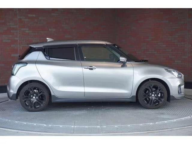 Suzuki SWIFT スポーツ photo 2