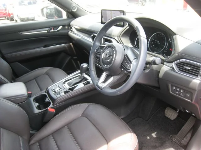 Mazda CX-5 XD　エクスクルーシブ　モード photo 2