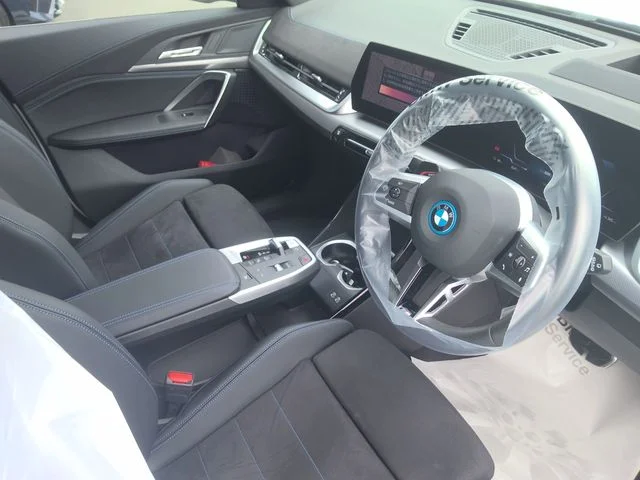 Bmw BMW iX1 xDrive30　Mスポーツ photo 2