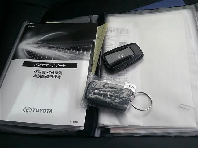 Toyota CROWN sedan hybrid RS photo 4