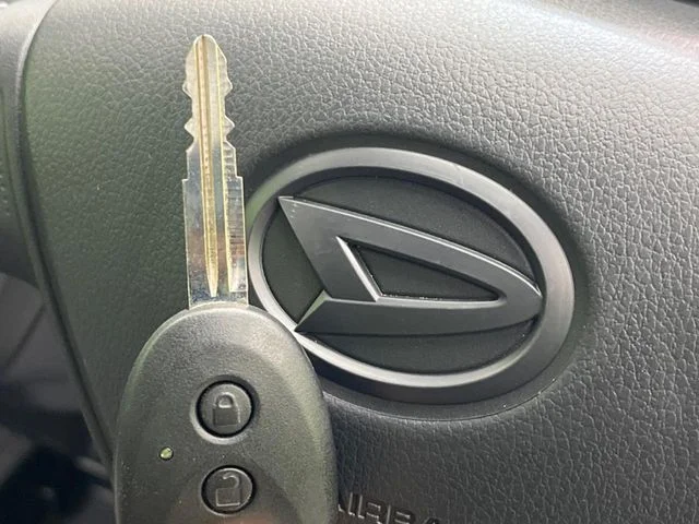 Daihatsu MIRA e:S L　SA3 photo 4