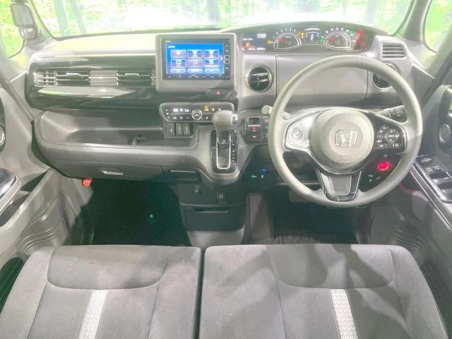 Honda N BOX L photo 2