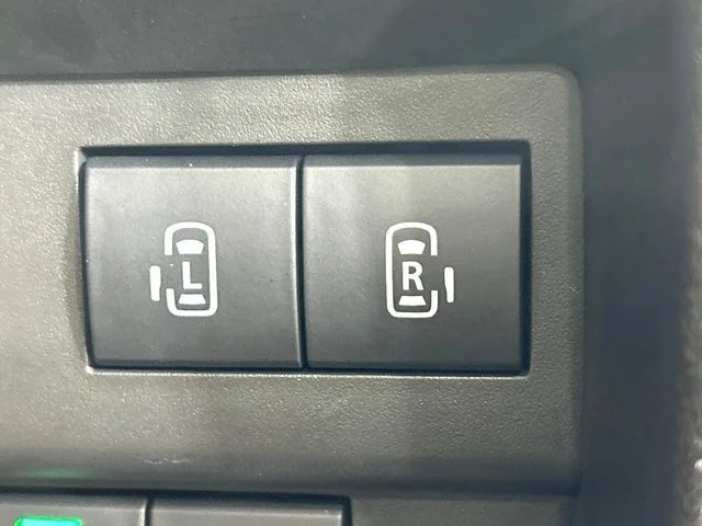 Mitsubishi DELICA D:2 CUSTOM 2WD ハイブリッドMV　全方位カメラパッケージ photo 3
