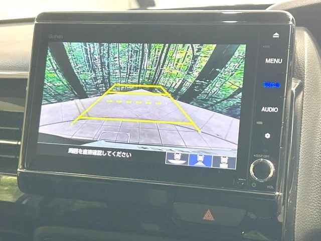Honda N BOX CUSTOM L photo 4