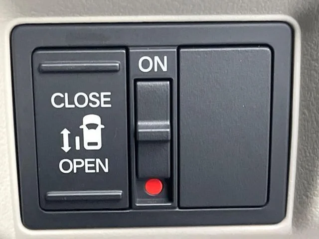 Honda N BOX ベースグレード photo 3