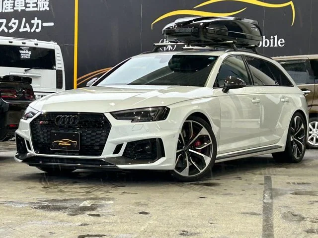 Audi AUDI RS4 AVANT ベースグレード 2019