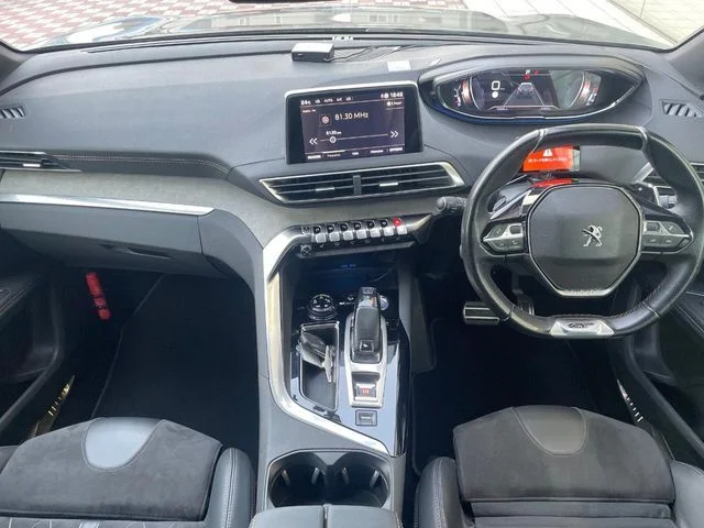 Peugeot PEUGEOT 5008 GT　ブルーHDi photo 2