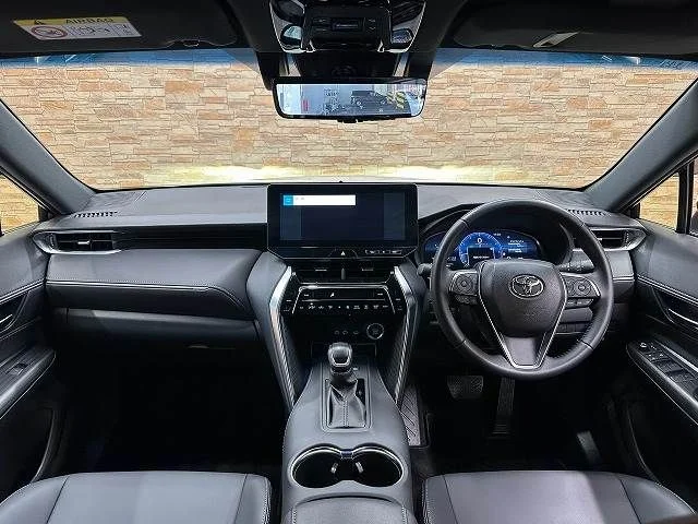 Toyota HARRIER 2WD G photo 2