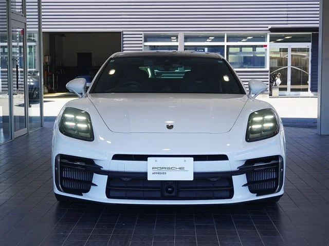 Porsche PORSCHE PANAMERA ターボ　E−ハイブリッド photo 4