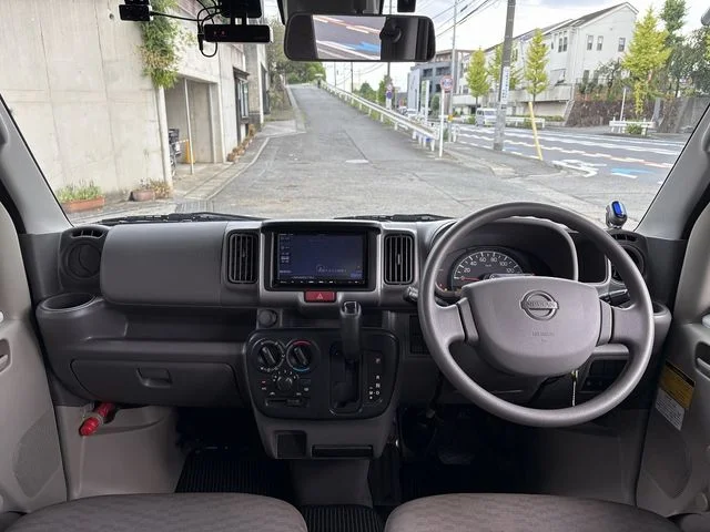 Nissan NV100 CLIPPER DXエマージェンシーブレーキパッケジHR photo 2