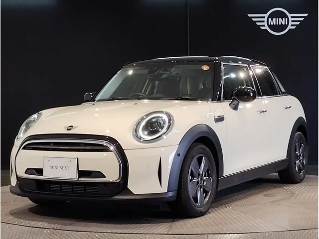 Bmw MINI COOPER 5DOOR ベースグレード 2022