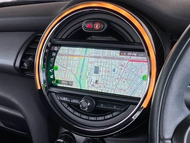 Bmw MINI COOPER 5DOOR ベースグレード photo 3