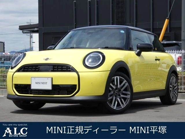 Bmw MINI COOPER クーパーC　3ドア　DCT 2025