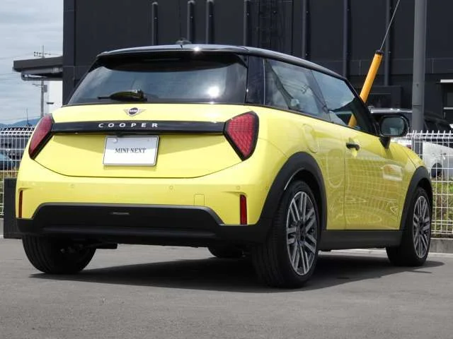 Bmw MINI COOPER クーパーC　3ドア　DCT photo 2