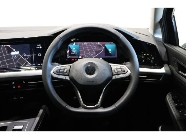 Volkswagen VOLKSWAGEN GOLF eTSI　アクティブ photo 3