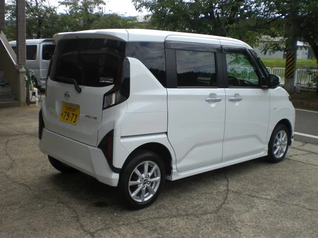 Daihatsu MOVE 4WD G photo 2