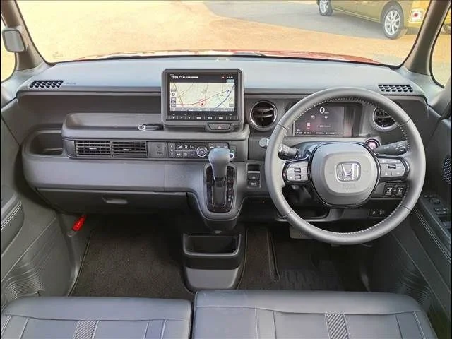 Honda N BOX CUSTOM コーディネートスタイル　2トーン photo 2