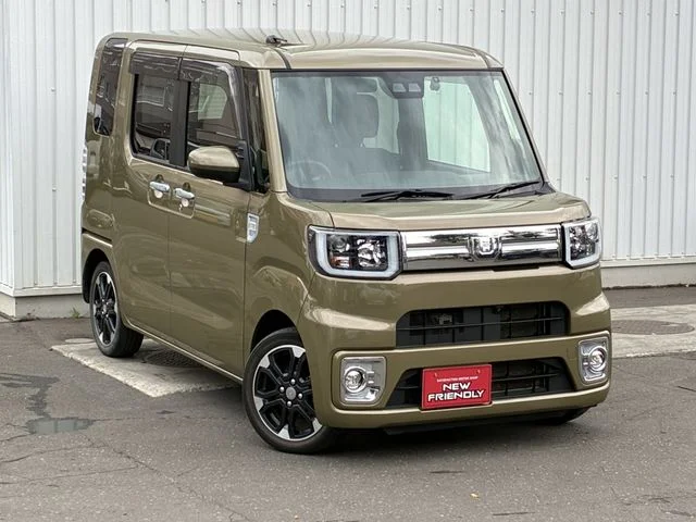 Daihatsu WAKE 4WD Gターボ　VS　SA　3 2021