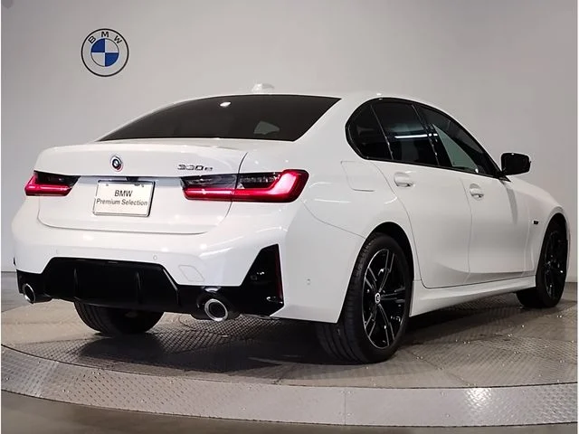 Bmw BMW 3series sedan 330e　Mスポーツ photo 2