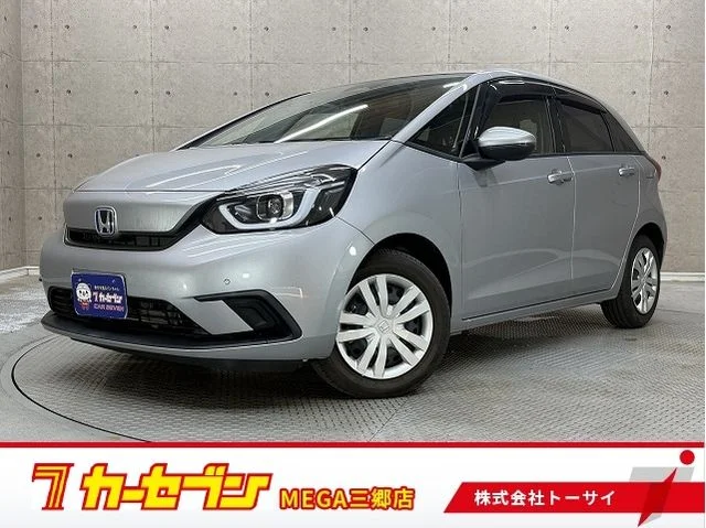 Honda FIT e:HEV ベーシック 2021