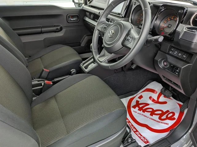 Suzuki JIMNY SIERRA JC photo 2
