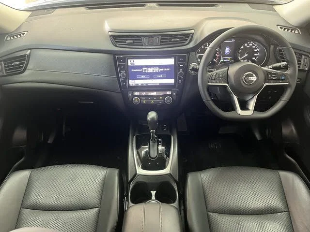 Nissan X-TRAIL 4WD 20Xi photo 2