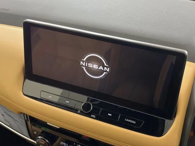 Nissan X-TRAIL HYBRID 4WD G　e−4ORCE photo 3