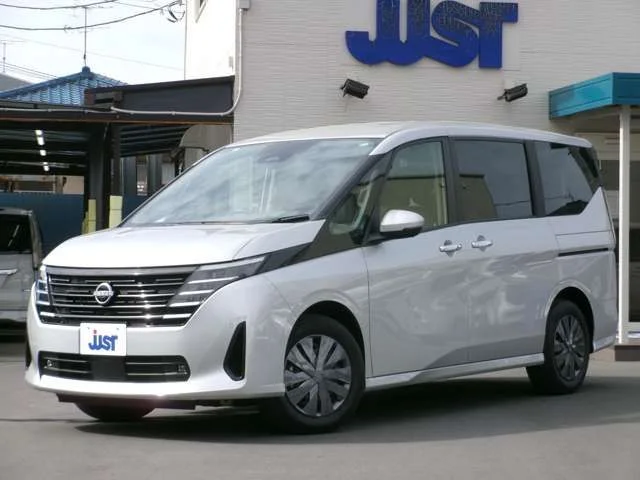 Nissan SERENA WG チェアキャブ photo 2