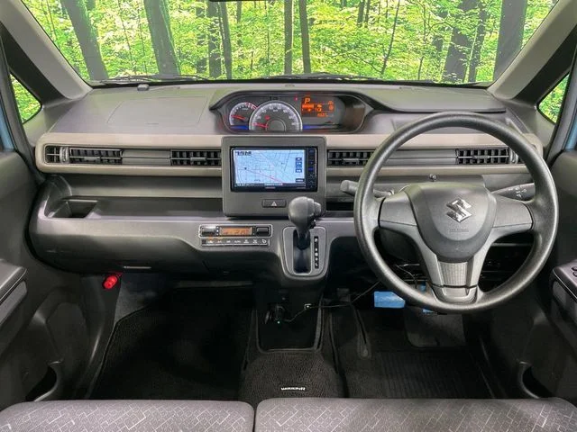 Suzuki WAGON R ハイブリッド　FX photo 2