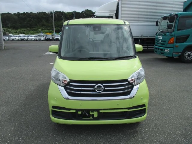 Nissan DAYZ ROOX X photo 4