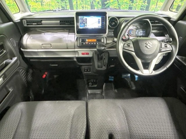 Suzuki Spacia GEAR ハイブリッドXZ photo 2