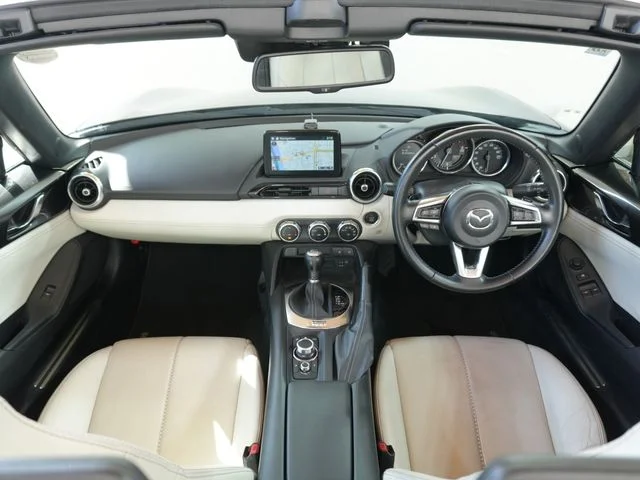 Mazda ROADSTER S　レザーパッケージホワイトセレクション photo 2