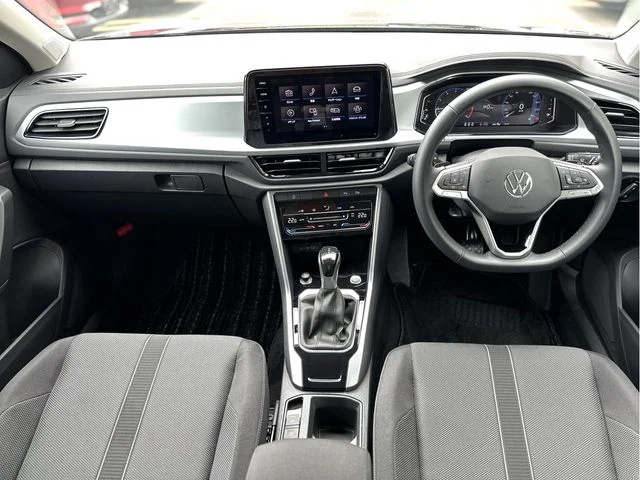 Volkswagen VOLKSWAGEN T-Roc TSI　アクティブ photo 2