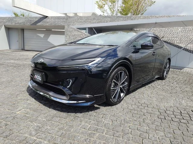 Toyota PRIUS Z 2025