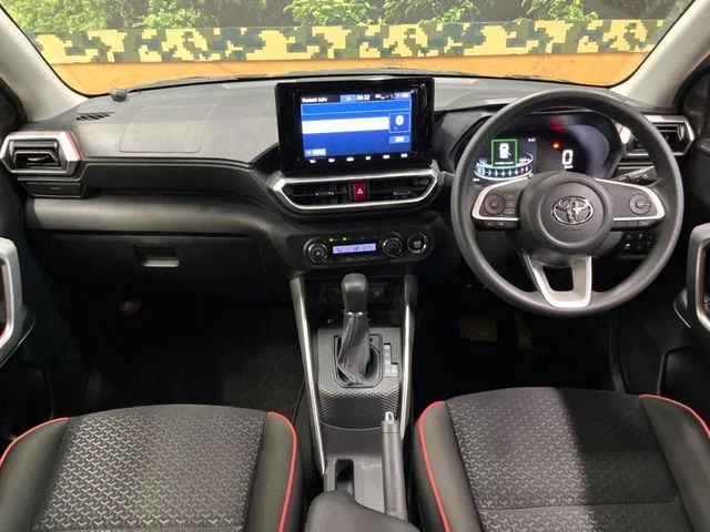 Toyota RAIZE G photo 2