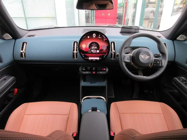 Bmw MINI COUNTRYMAN D photo 2