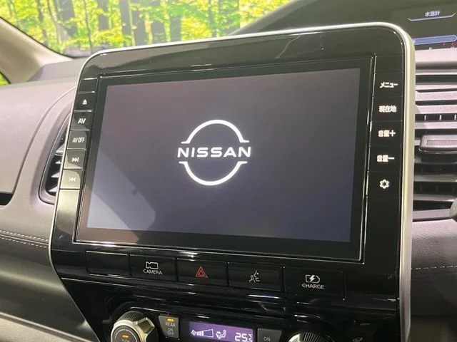 Nissan SERENA WG e−POWER　ハイウェイスター　V photo 4
